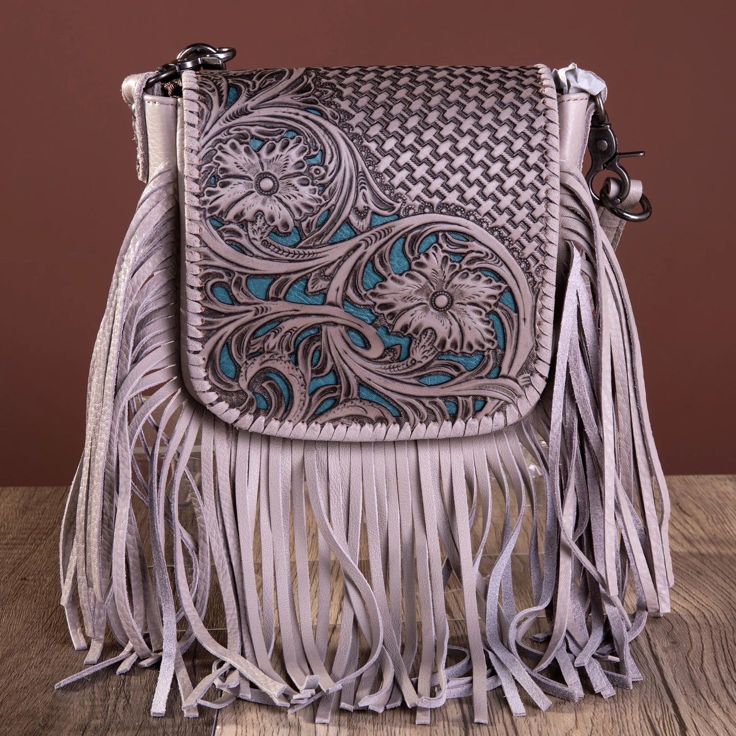 FRINGE CROSSBODY TAN